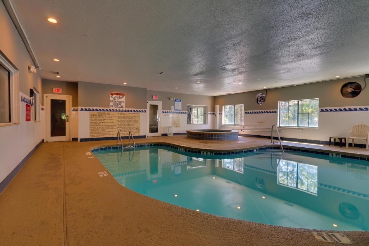 Georgetown Country Inn & Suites By Radisson, Savannah Gateway, Ga מראה חיצוני תמונה