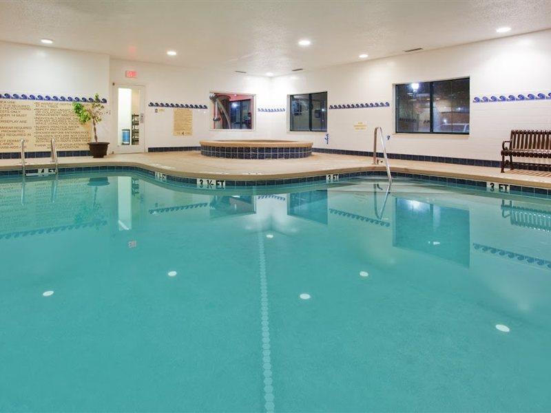 Georgetown Country Inn & Suites By Radisson, Savannah Gateway, Ga מראה חיצוני תמונה