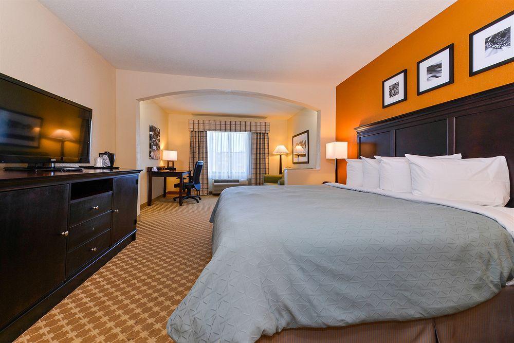 Georgetown Country Inn & Suites By Radisson, Savannah Gateway, Ga מראה חיצוני תמונה